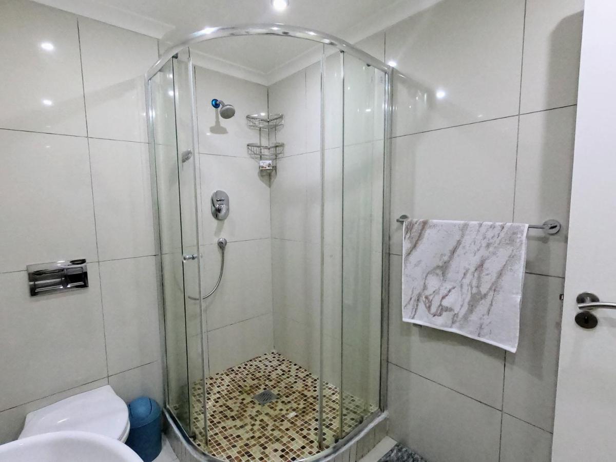 דורבן Stunning 2 Bed - Rooftop Braai Area - Sunset Views מראה חיצוני תמונה