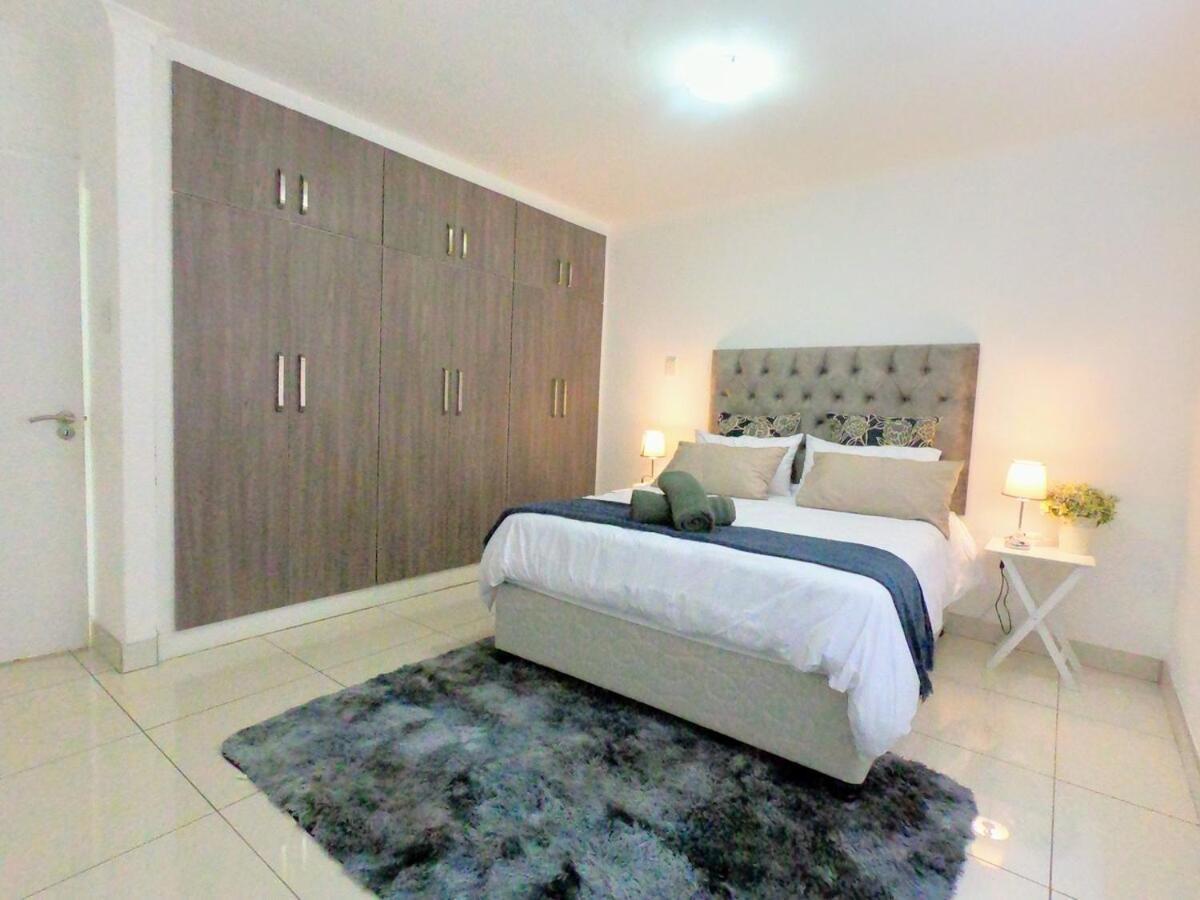דורבן Stunning 2 Bed - Rooftop Braai Area - Sunset Views מראה חיצוני תמונה